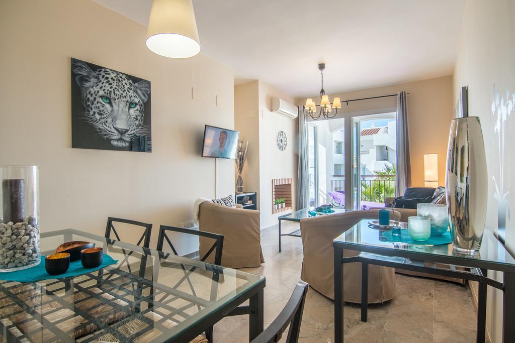 2144-Superb 2 Bedrooms With Terrace And Pool Manilva Bagian luar foto